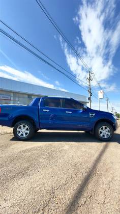 FORD RANGER 3.2 LIMITED 4X4 CD 20V DIESEL 4P AUTOMÁTICO